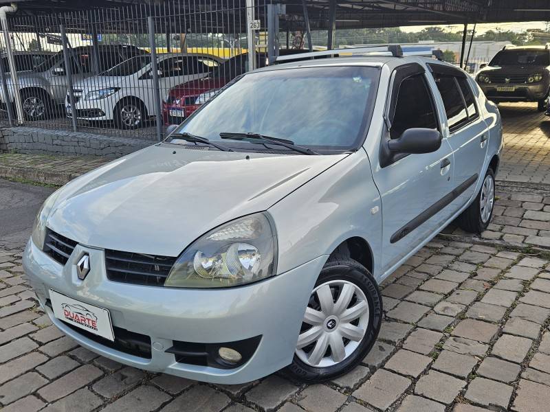RENAULT - CLIO - 2007/2008 - Prata - R$ 25.900,00