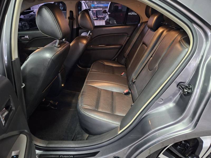 FORD - FUSION - 2011/2011 - Cinza - R$ 48.900,00