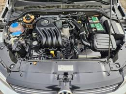 VOLKSWAGEN - JETTA - 2011/2012 - Prata - R$ 59.900,00