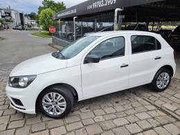 VOLKSWAGEN - GOL - 2022/2023 - Branca - R$ 55.900,00