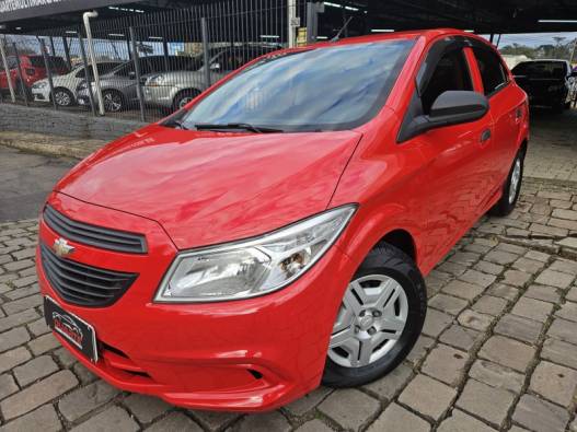 CHEVROLET - ONIX - 2016/2017 - Vermelha - R$ 47.900,00