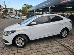 CHEVROLET - PRISMA - 2015/2016 - Branca - R$ 59.900,00
