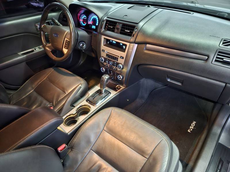 FORD - FUSION - 2011/2011 - Cinza - R$ 48.900,00