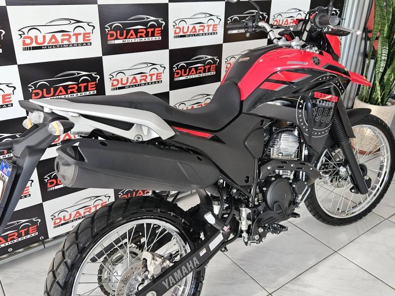 YAMAHA - XTZ 250 - 2024/2024 - Vermelha - R$ 28.900,00