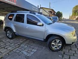RENAULT - DUSTER - 2018/2019 - Prata - R$ 69.900,00