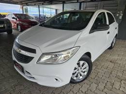 CHEVROLET - ONIX - 2018/2018 - Branca - R$ 48.900,00