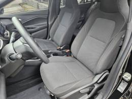 CHEVROLET - ONIX - 2024/2025 - Preta - R$ 77.900,00