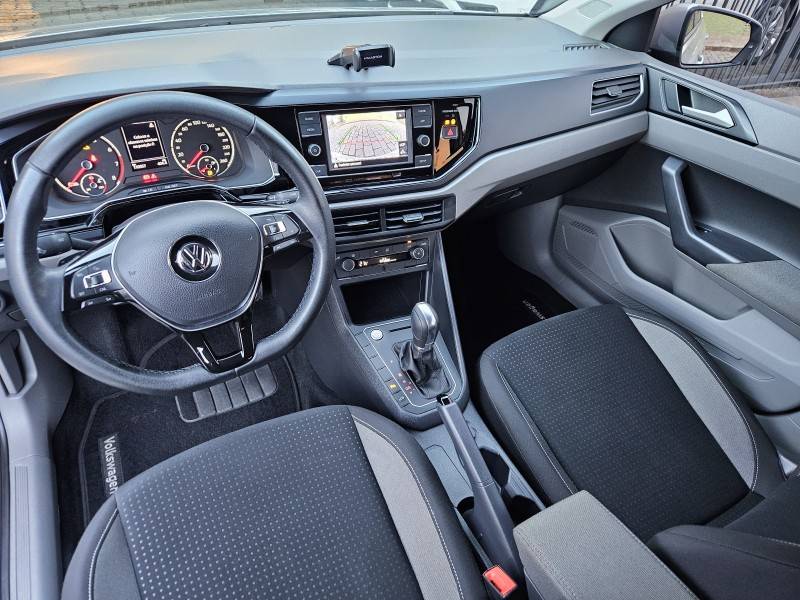 VOLKSWAGEN - POLO - 2018/2019 - Prata - R$ 72.900,00