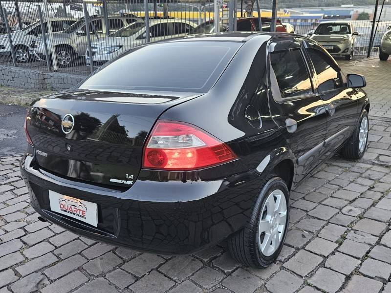 CHEVROLET - PRISMA - 2007/2008 - Preta - R$ 26.900,00