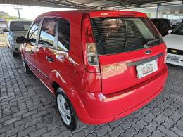 FORD - FIESTA - 2010/2010 - Vermelha - R$ 25.900,00