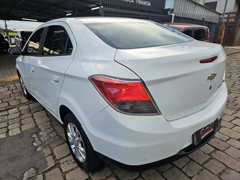 CHEVROLET - PRISMA - 2015/2016 - Branca - R$ 59.900,00
