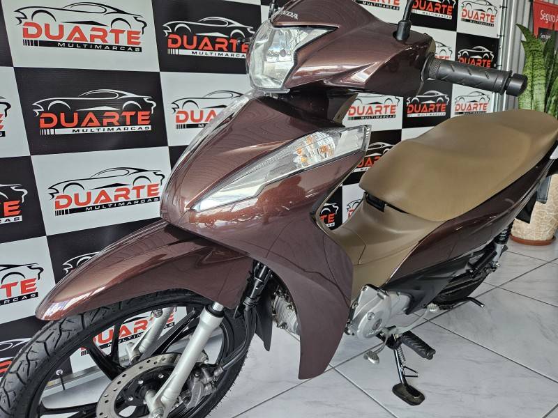 HONDA - BIZ 125 - 2020/2021 - Marrom - R$ 15.500,00