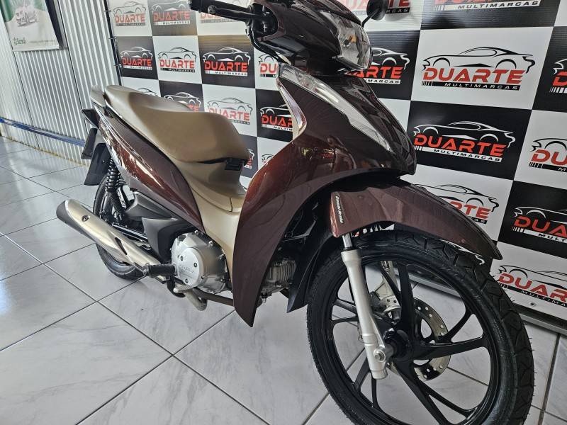 HONDA - BIZ 125 - 2020/2021 - Marrom - R$ 15.500,00