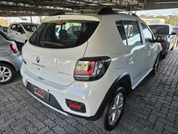 RENAULT - SANDERO - 2014/2015 - Branca - R$ 45.900,00