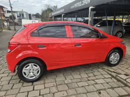 CHEVROLET - ONIX - 2016/2017 - Vermelha - R$ 47.900,00