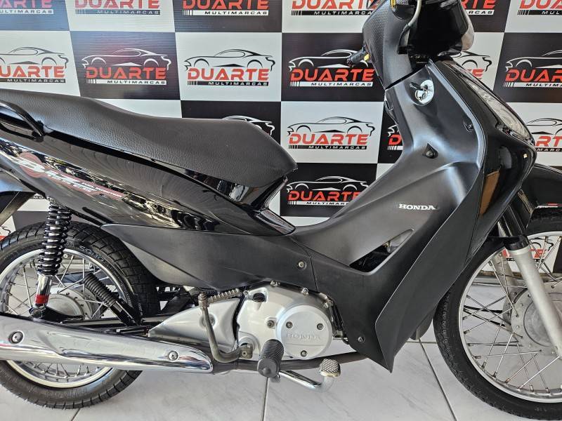 HONDA - BIZ 125 - 2009/2010 - Preta - R$ 9.900,00