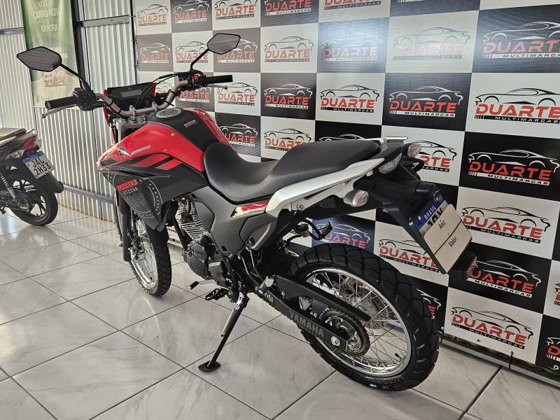 YAMAHA - XTZ 250 - 2024/2024 - Vermelha - R$ 28.900,00