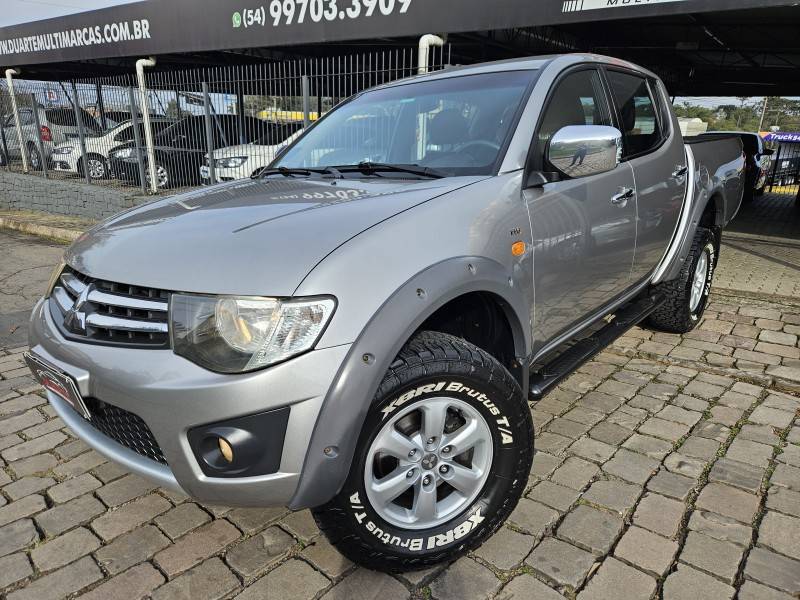 MITSUBISHI - L200 TRITON - 2013/2013 - Prata - R$ 107.900,00