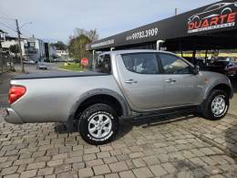 MITSUBISHI - L200 TRITON - 2013/2013 - Prata - R$ 107.900,00