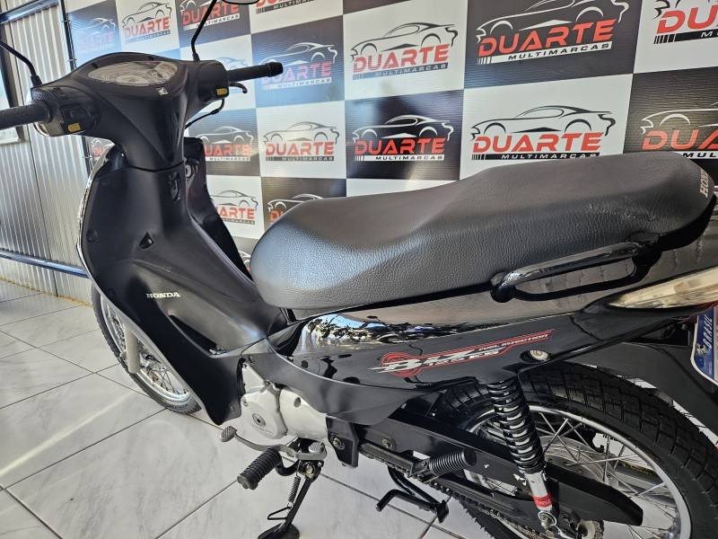 HONDA - BIZ 125 - 2009/2010 - Preta - R$ 9.900,00