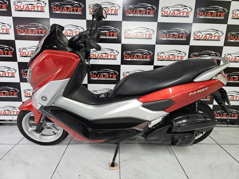 YAMAHA - NMAX 160 ABS - 2016/2017 - Vermelha - R$ 14.900,00