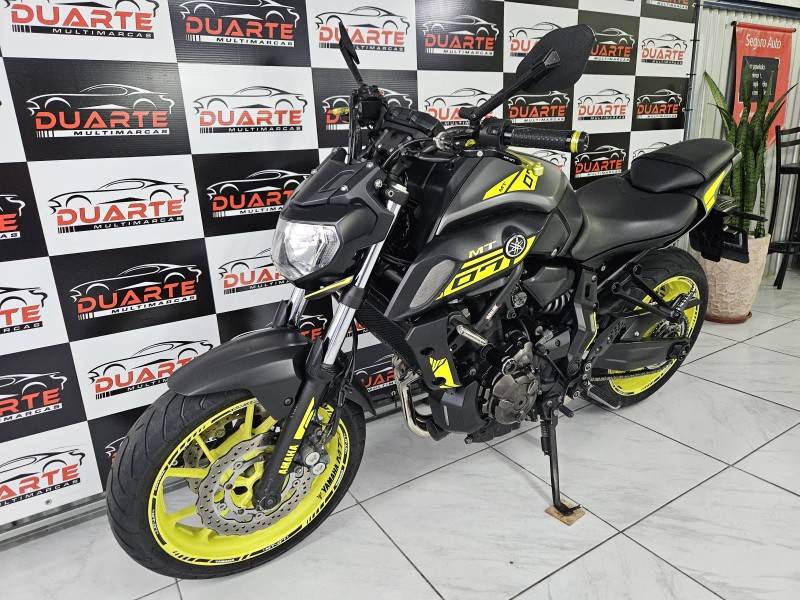 YAMAHA - MT - 2018/2019 - Cinza - R$ 38.900,00