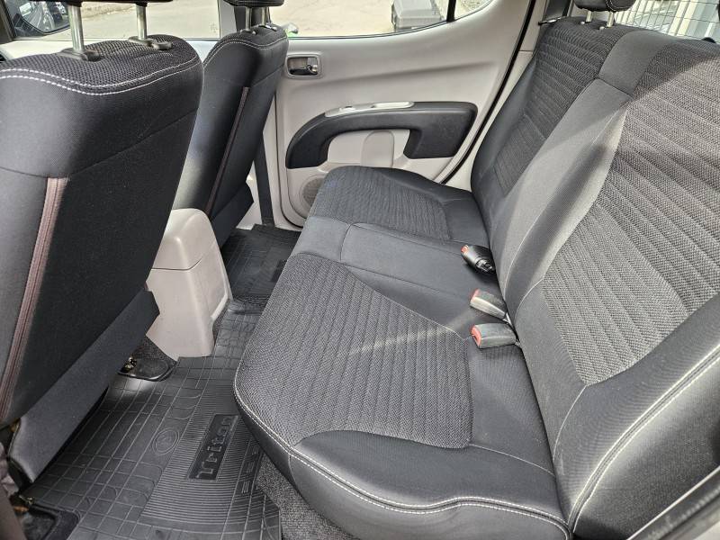 MITSUBISHI - L200 TRITON - 2013/2013 - Prata - R$ 107.900,00