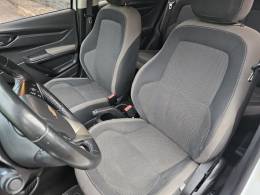 CHEVROLET - PRISMA - 2015/2016 - Branca - R$ 59.900,00