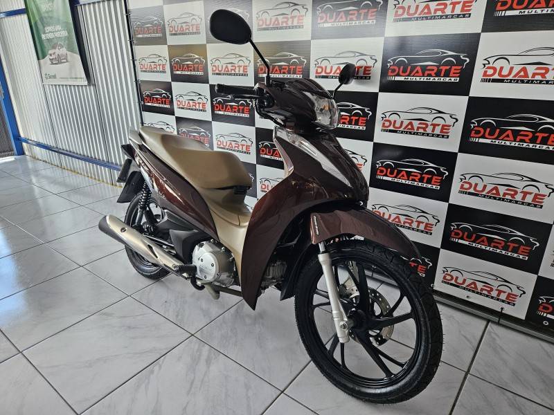 HONDA - BIZ 125 - 2020/2021 - Marrom - R$ 15.500,00