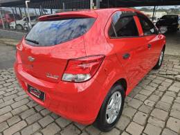 CHEVROLET - ONIX - 2016/2017 - Vermelha - R$ 47.900,00