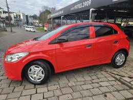 CHEVROLET - ONIX - 2016/2017 - Vermelha - R$ 47.900,00