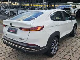 FIAT - FASTBACK - 2024/2025 - Branca - R$ 127.900,00