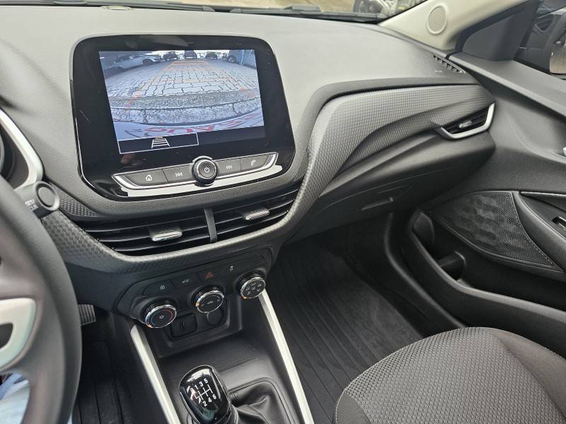 CHEVROLET - ONIX - 2024/2025 - Preta - R$ 77.900,00